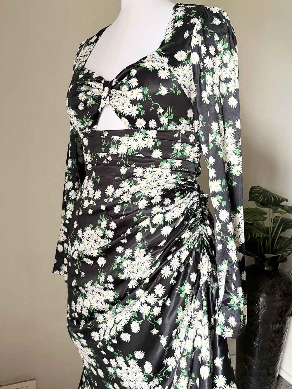Floral Drawstring padded dress  thumbnail view 2