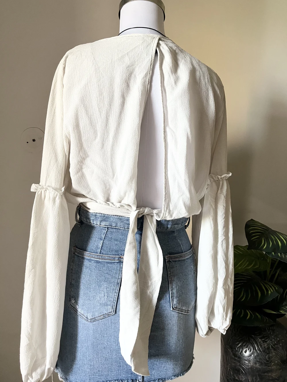 White Wrap top thumbnail view 4