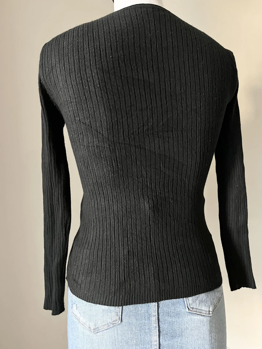 Black wrap rib top  thumbnail view 3