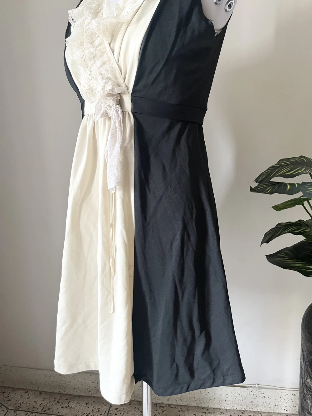 Black & White A-line dress  thumbnail view 5