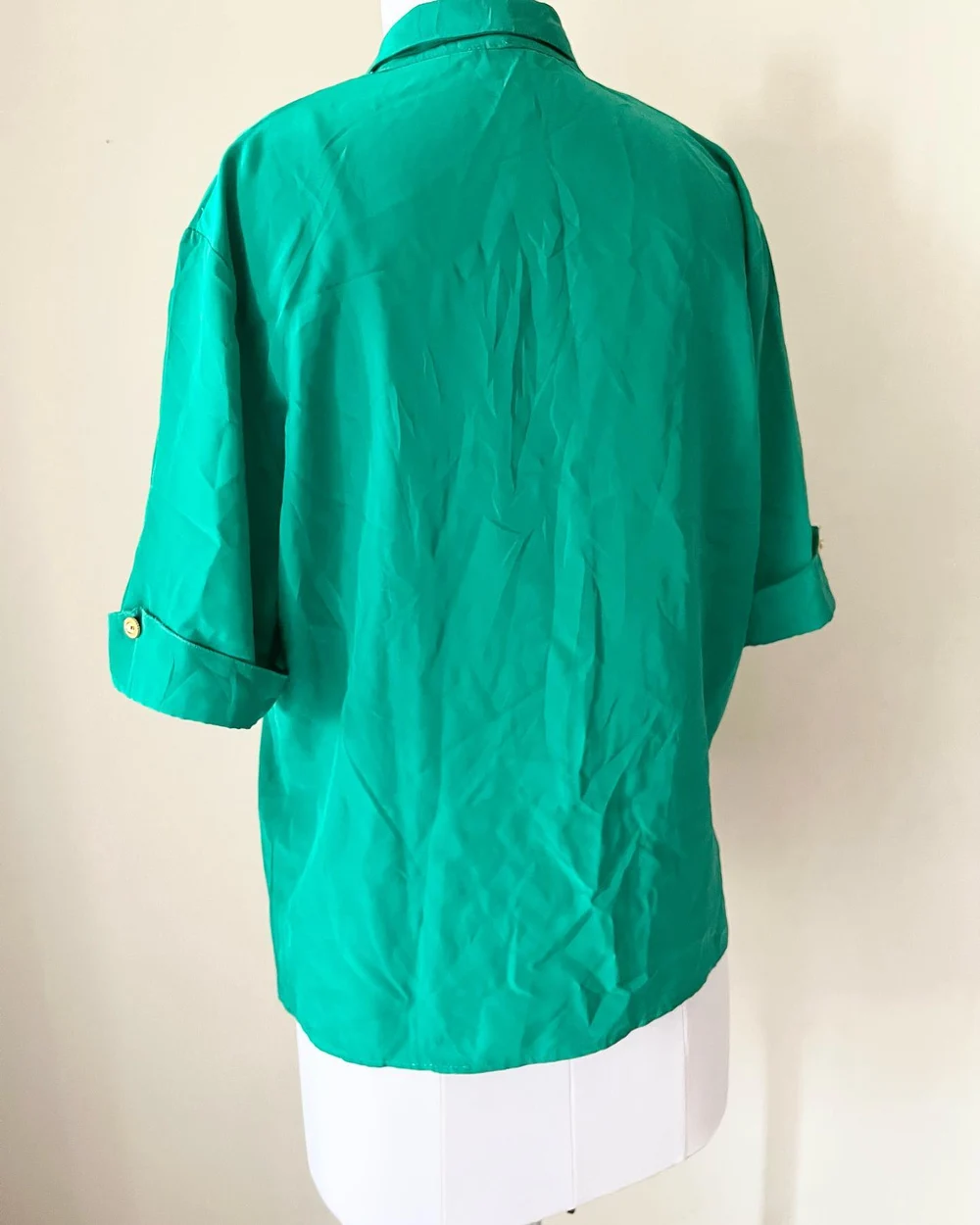 Green shirt  thumbnail view 3