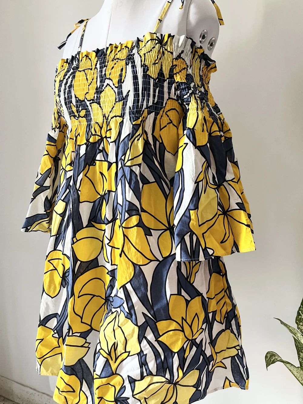 Yellow cold-shoulder printed dress thumbnail view 2