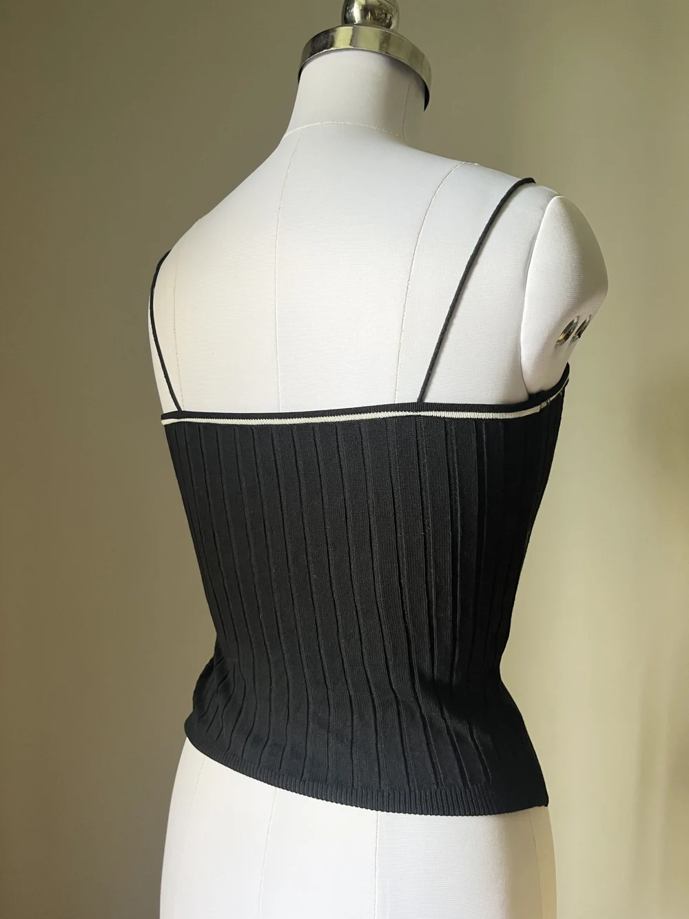 Black rib top thumbnail view 2