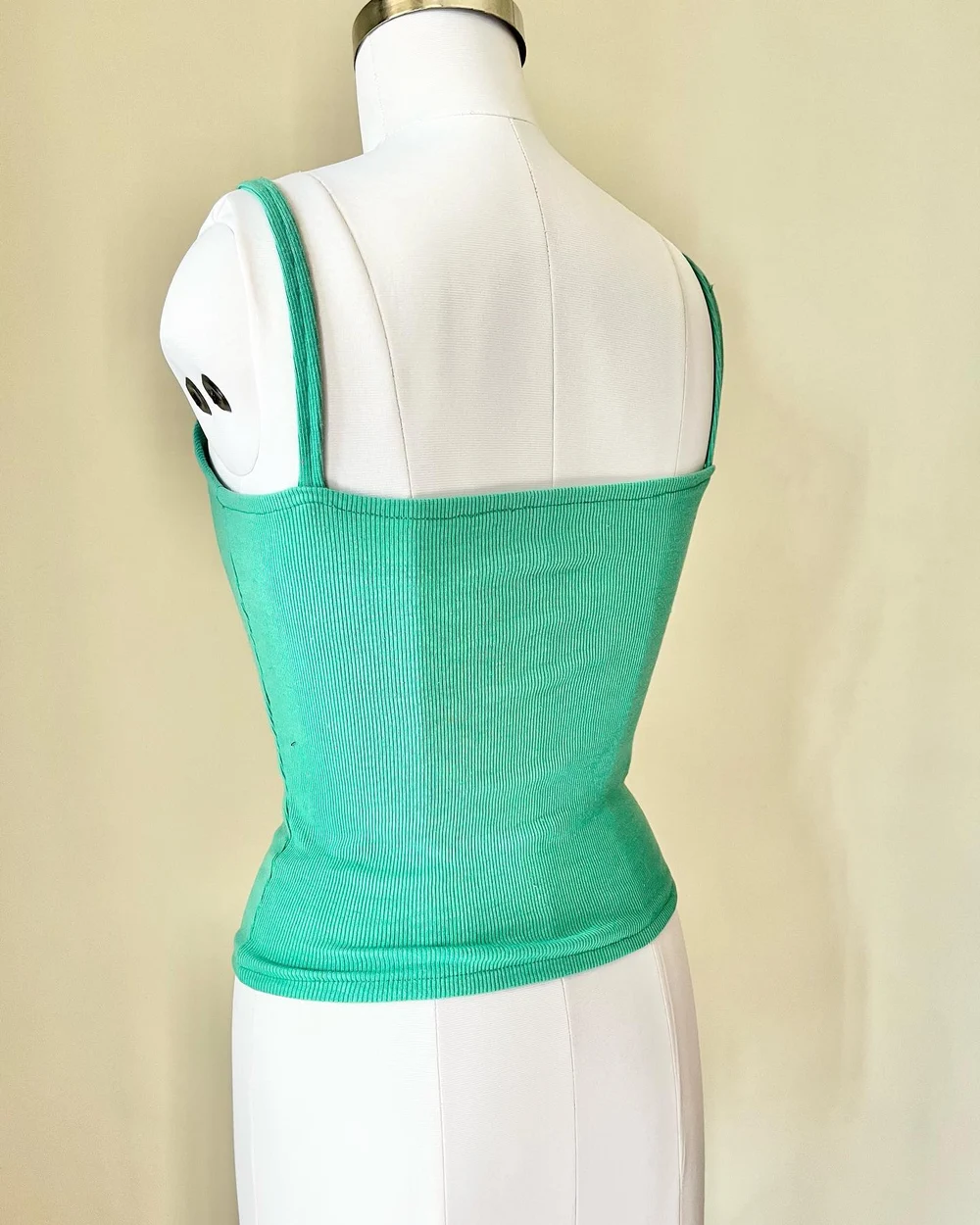Green tank top  thumbnail view 3