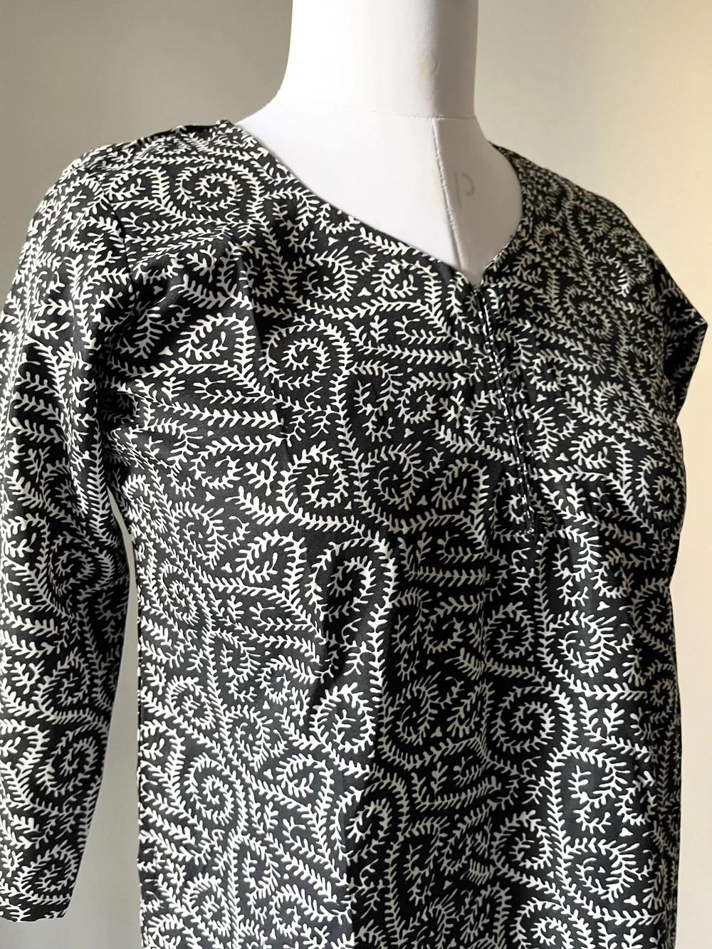 Paisley print handmade kurti thumbnail view 3