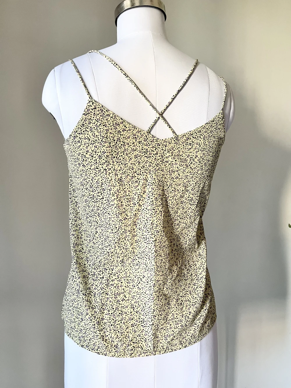 Yellow criss-cross top thumbnail view 3