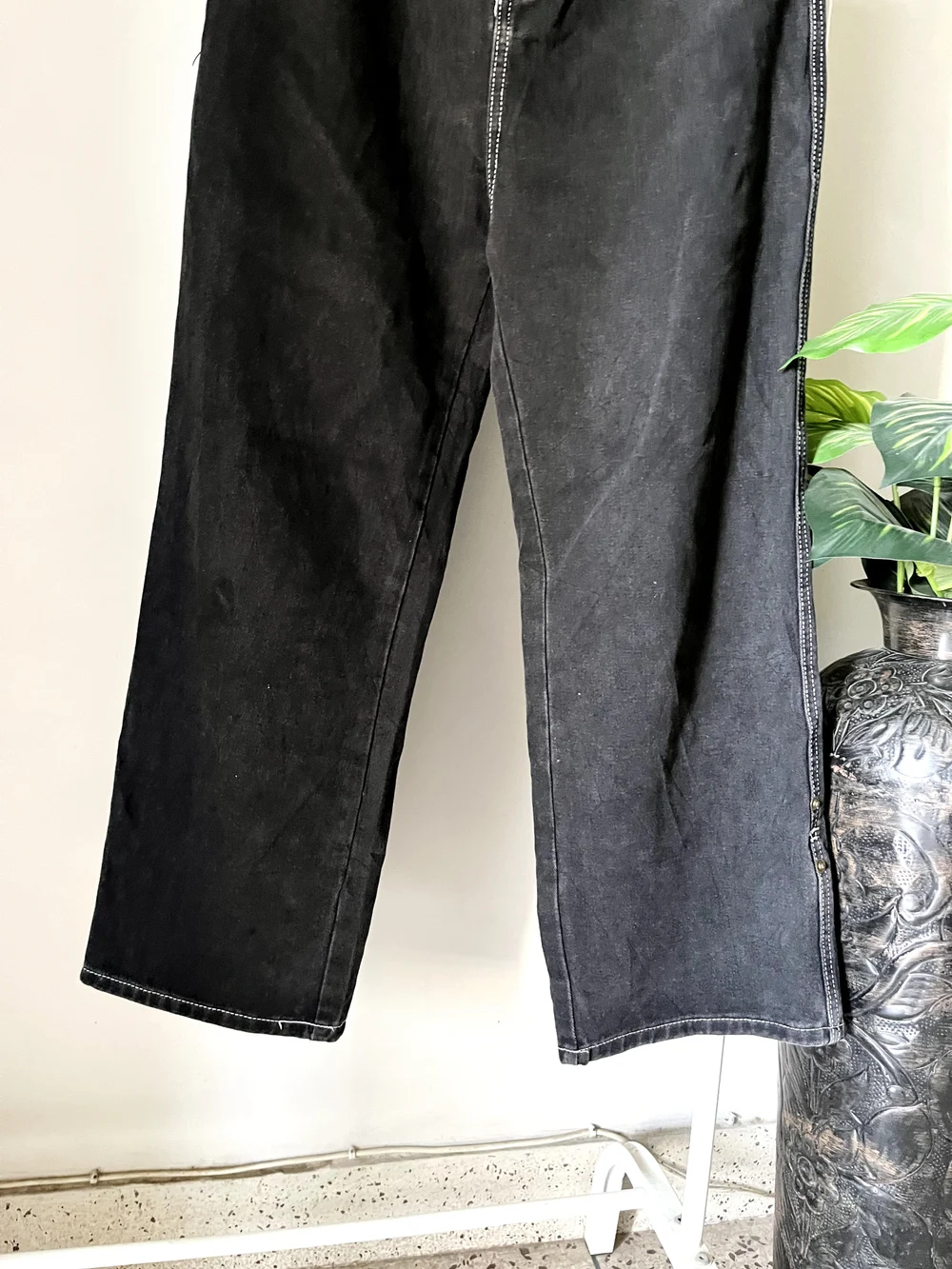 Black contrast highwaist denim  thumbnail view 3
