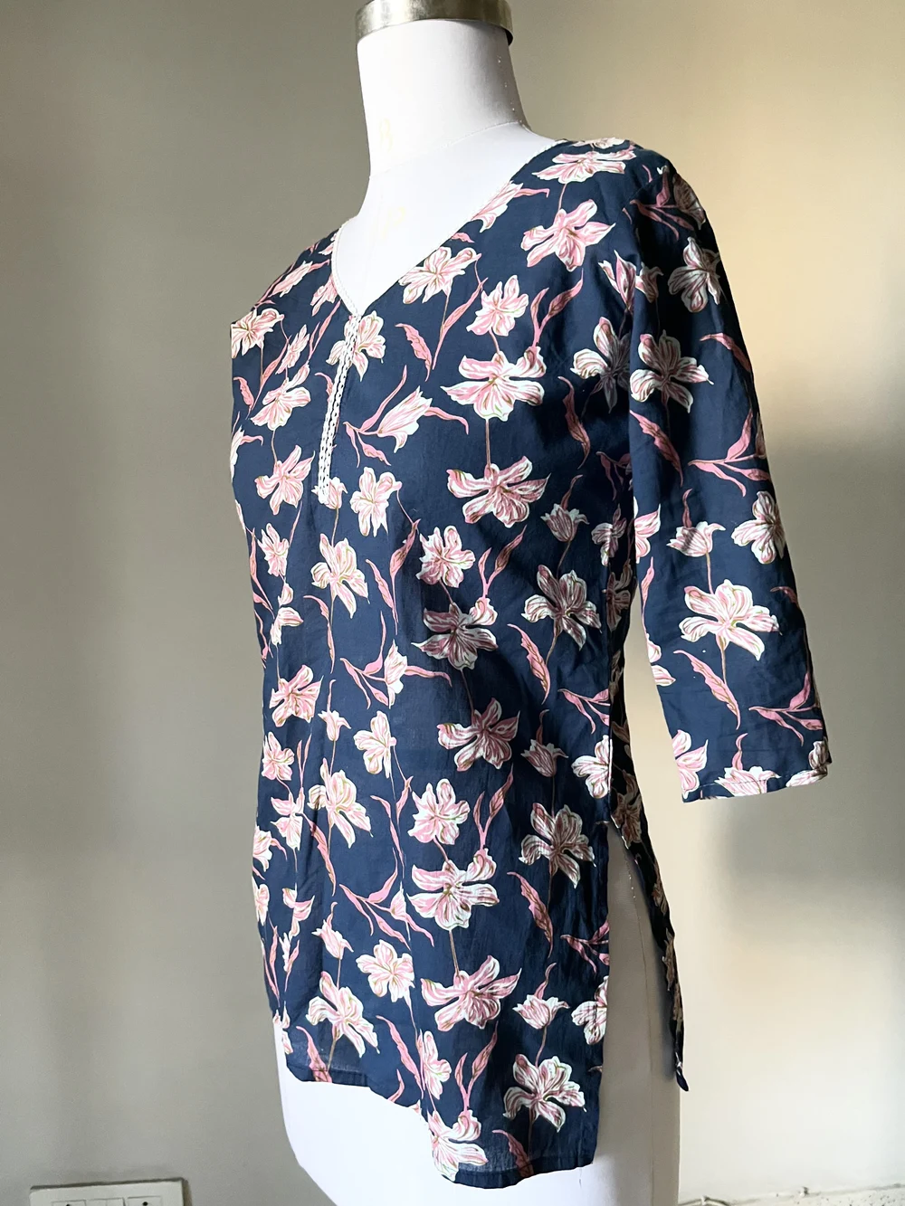 Floral print handmade kurti thumbnail view 2