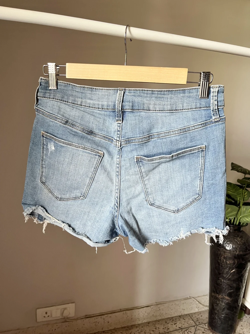 Blue Ripped shorts thumbnail view 4