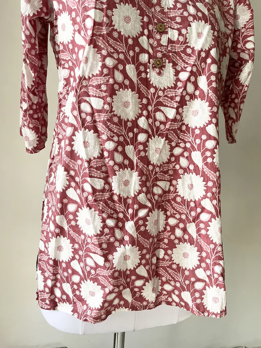 Pink floral kurti  thumbnail view 2