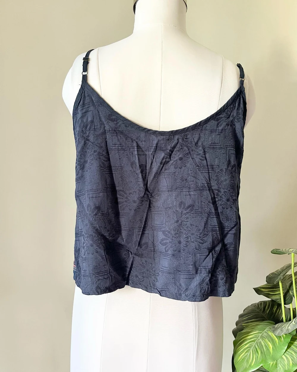 Embroidered vest top  thumbnail view 3