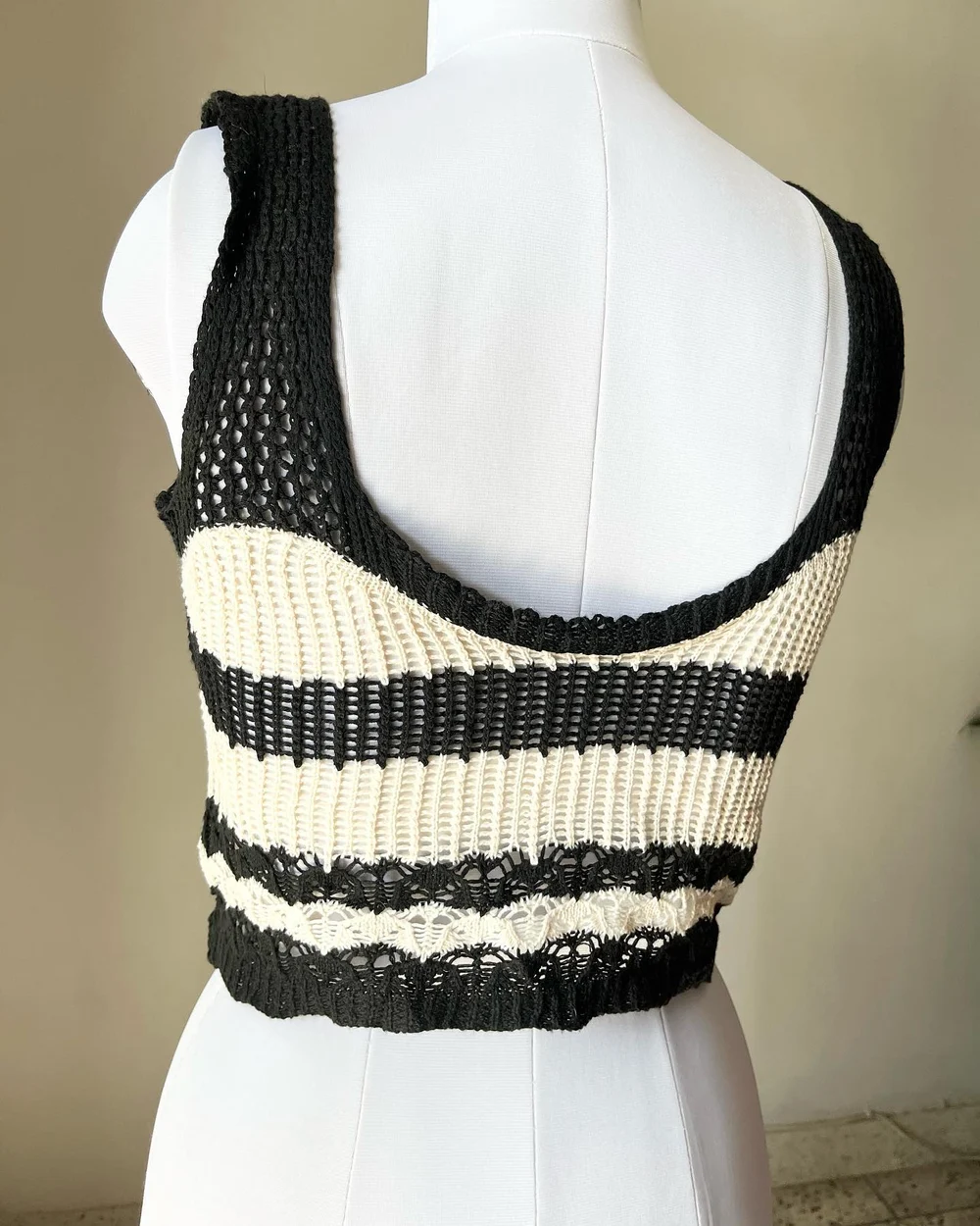 Black/beige crochet top  thumbnail view 2