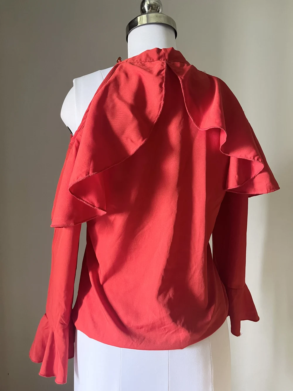 Red cold-shoulder top thumbnail view 2
