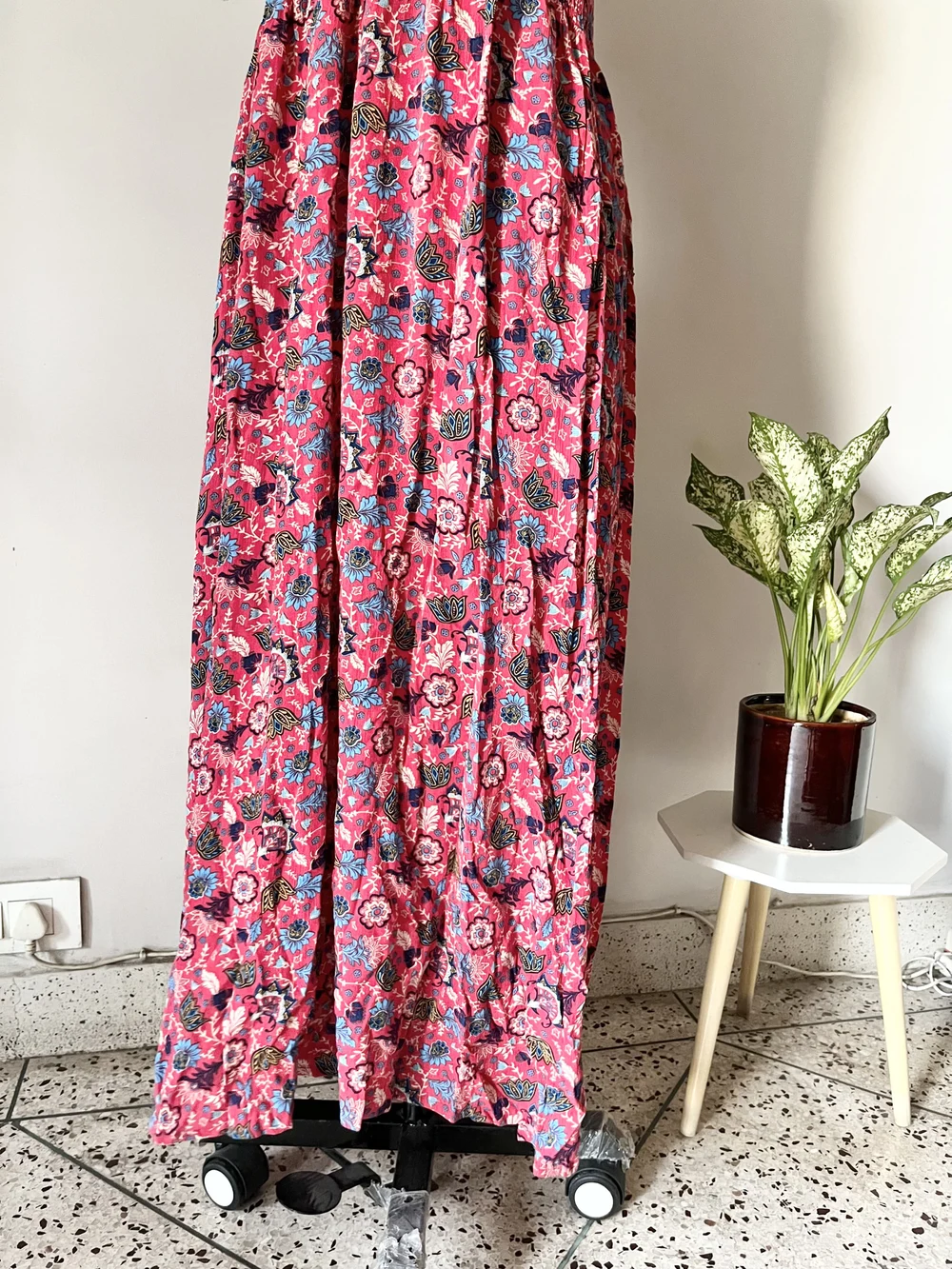 Printed tube tie-up maxi dress thumbnail view 3