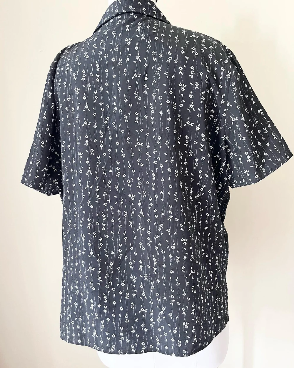 Floral navy blue shirt (unisex)  thumbnail view 3
