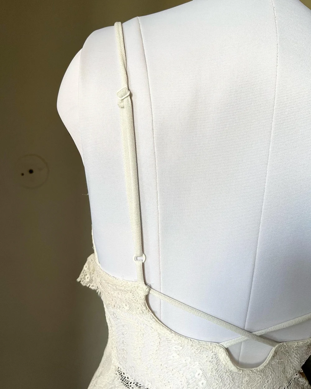 White lace bodysuit  thumbnail view 5