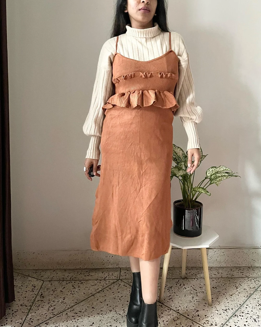 Brown ribbed dress 