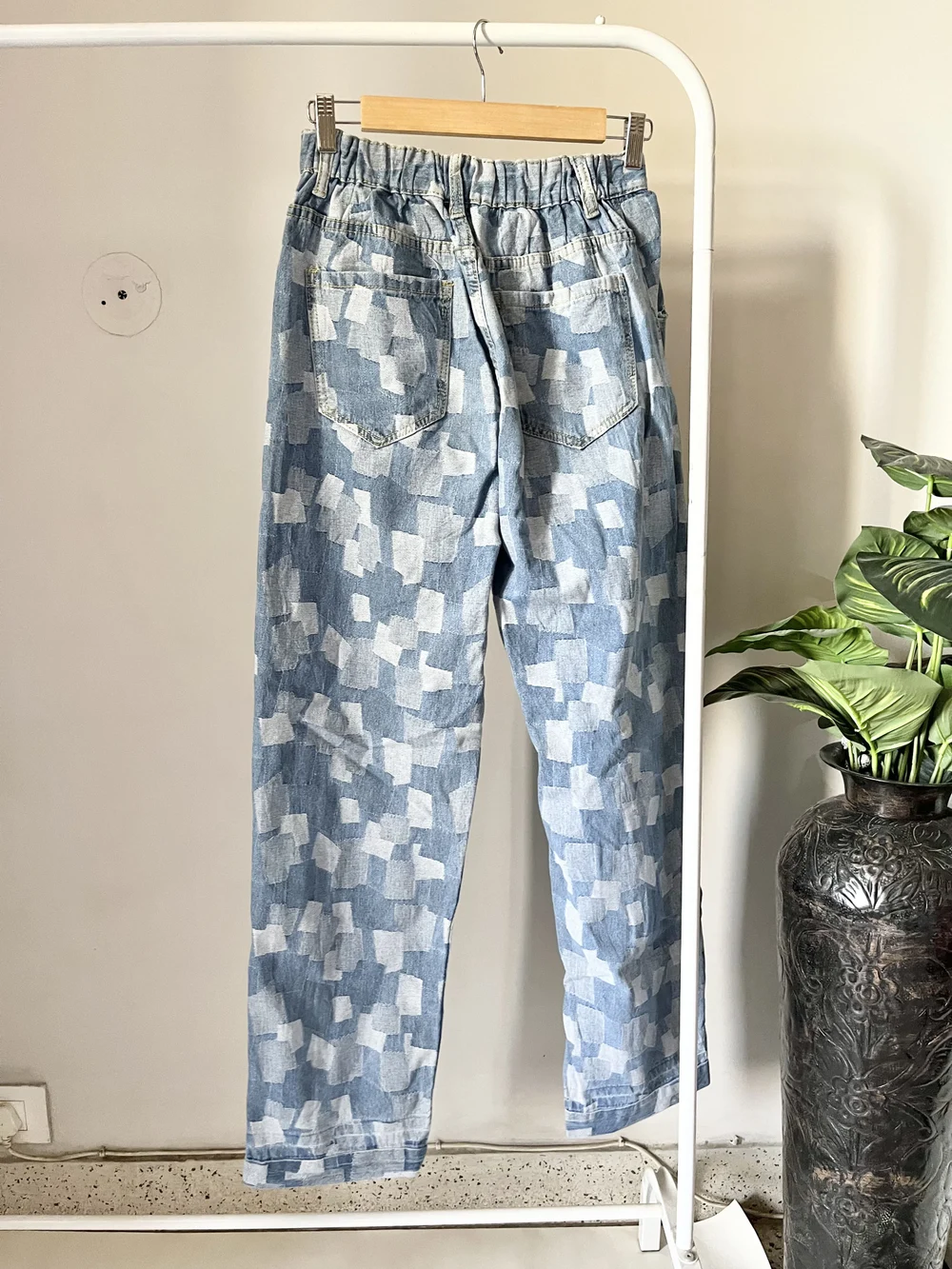 Printed wide-leg Jeans thumbnail view 4