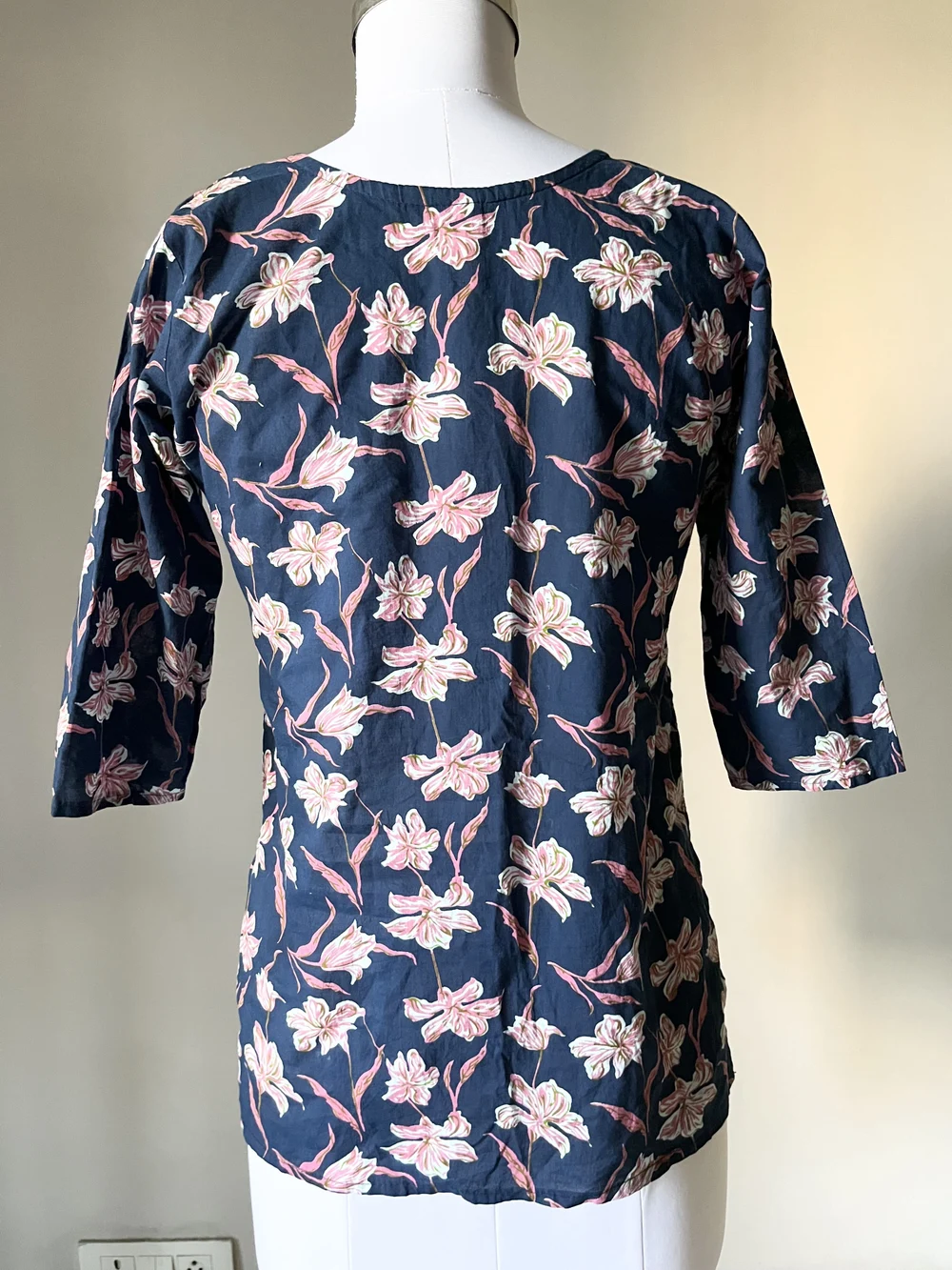 Floral print handmade kurti thumbnail view 4