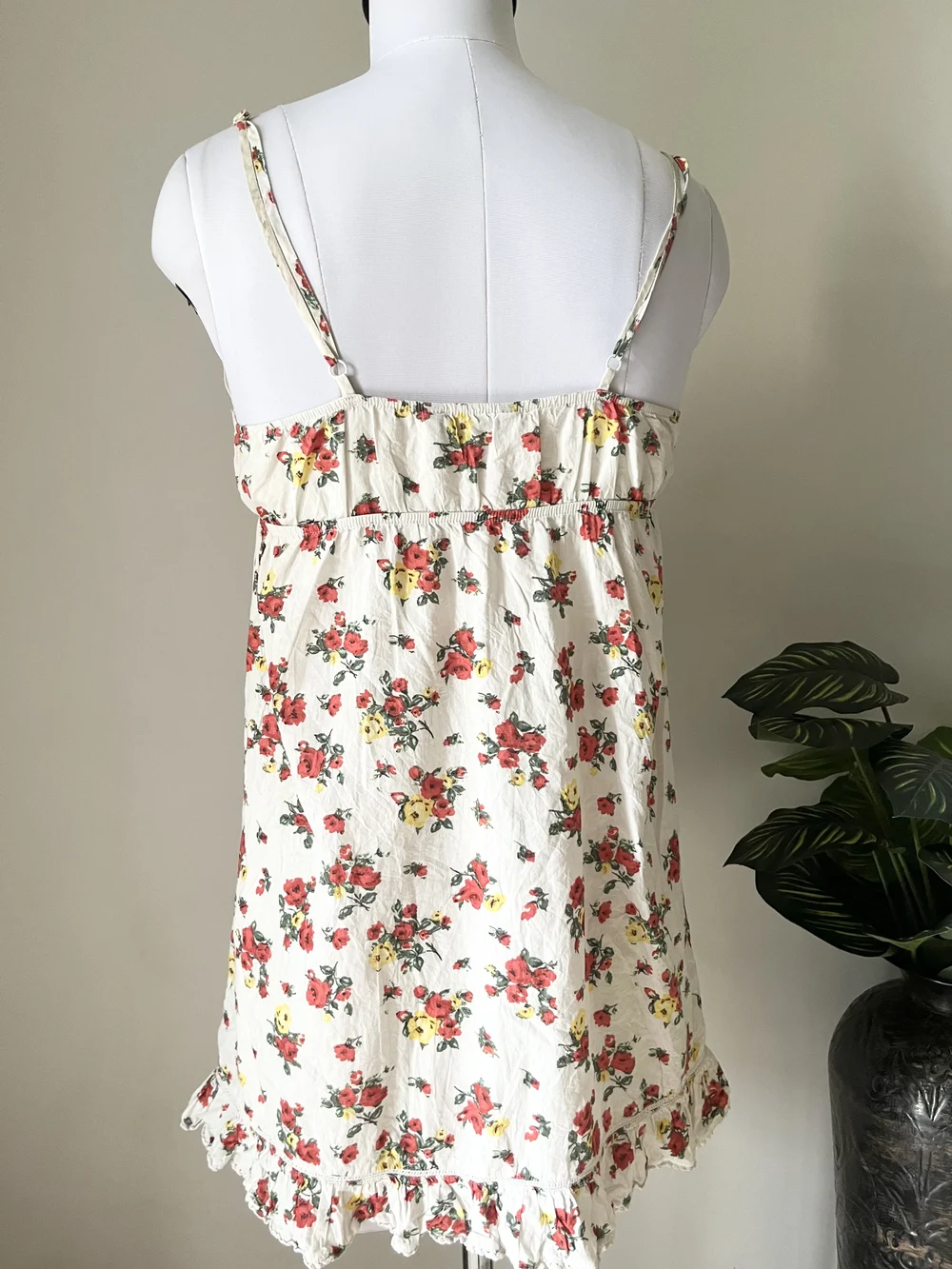 Floral V-neck dress thumbnail view 6