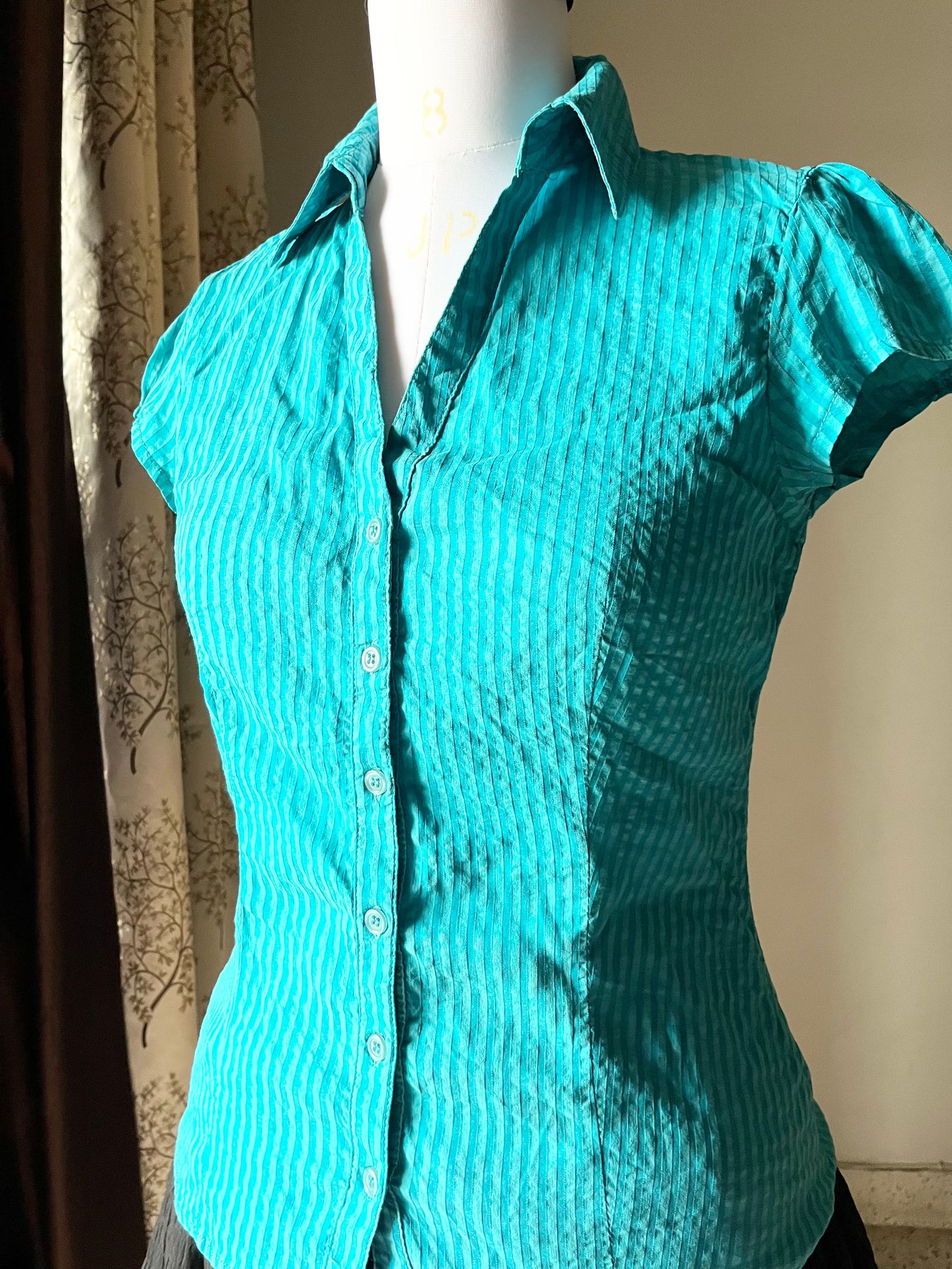 Blue shirt thumbnail view 2